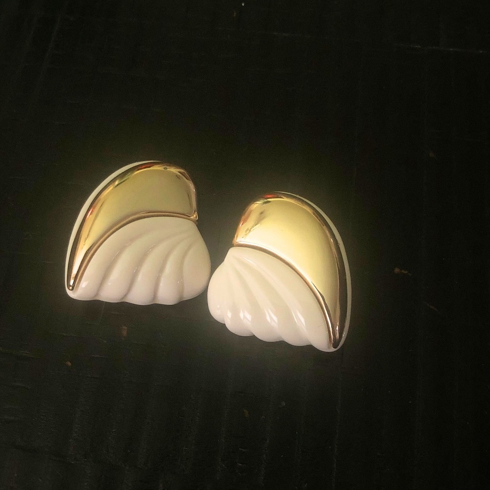 Ivory Mogul Clip-On Earrings